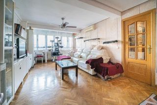 Piso en venta en Zarzaquemada en Leganés