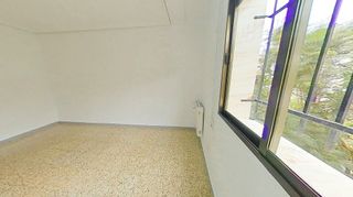 Piso en venta en Poligono Sur - La Oliva - Letanías en Sevilla