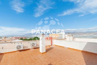 Piso en venta en Roquetas Centro en Roquetas de Mar