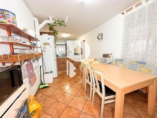 Chalet en venta en Torrelles de Llobregat