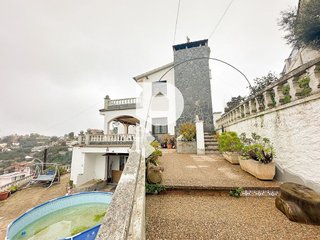 Chalet en venta en Torrelles de Llobregat