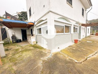 Chalet en venta en Torrelles de Llobregat