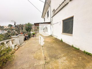 Chalet en venta en Torrelles de Llobregat