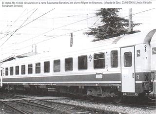Roco Renfe coche viajeros 10000 N