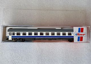 Roco Renfe coche viajeros 10000 N