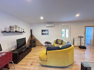 Casa pareada en venta en Molins de Rei