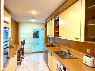 Piso en alquiler en Playa de la Fontanilla en Marbella