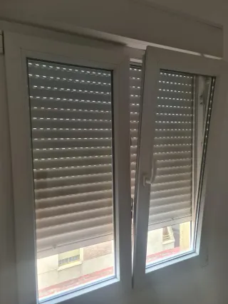 3 Ventanas PVC Blanca Oscilobatiente (precio uni.)