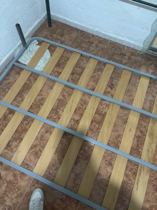 Somier metálico con lamas de madera