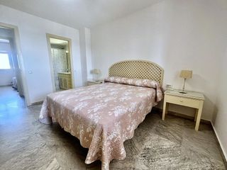 Piso en alquiler en Playa de los Boliches en Fuengirola