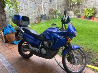Moto Honda Transalp Azul