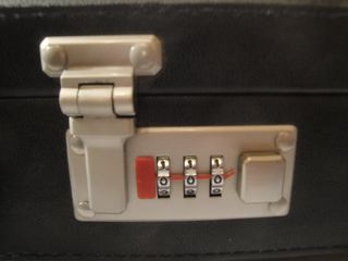 Maletín Bergmann. Negro. Nuevo a estrenar