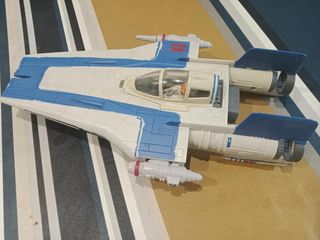 Nave Star Wars A-Wing Piloto Resistencia