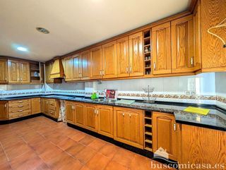 Chalet en venta en Linares