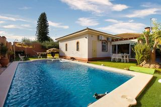 Chalet en venta en Almensilla