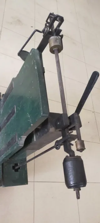 Báscula antigua de pesaje