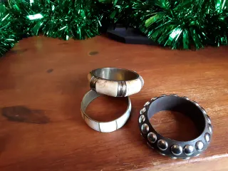 Lote 3 Pulseras Nacar, Metal y Madera