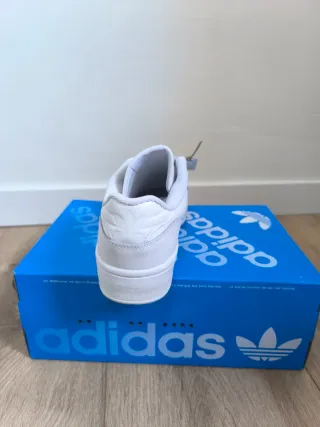 Zapatillas Adidas Rivalry Low 44 Blancas Nuevas