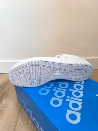 Zapatillas Adidas Rivalry Low 44 Blancas Nuevas