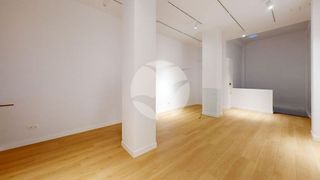 Local comercial en venta en Gros en San Sebastián-Donostia