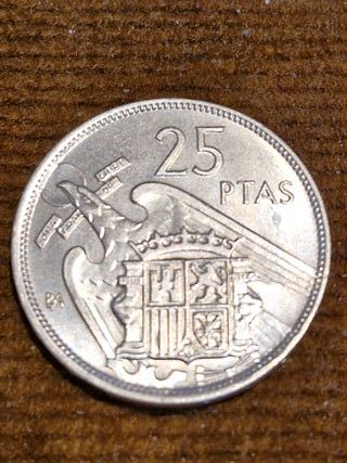 Lote 3 Monedas 5, 25 y 50 Pesetas Franco BA
