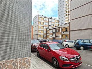 Piso en venta en Pumarín en Gijón