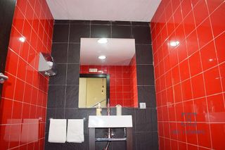 Local comercial en venta en Este en Castellón de la Plana