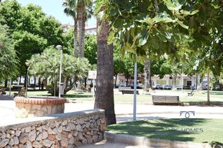 Local comercial en venta en Este en Castellón de la Plana