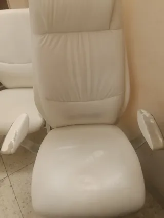 Sillas de oficina blancas