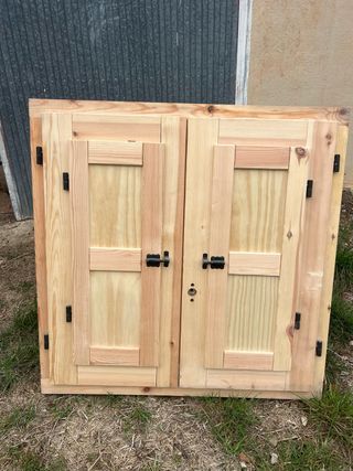 2 ventanas de madera de pino 80x80cm