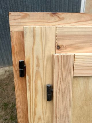 2 ventanas de madera de pino 80x80cm