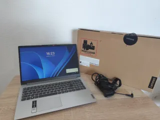 Lenovo AMD 3020E Portátil Gris