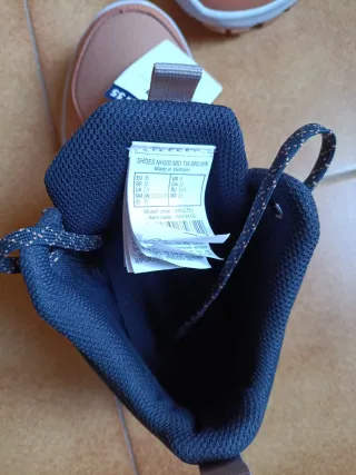 Botas montaña Decathlon quechua  NH500 a estrenar