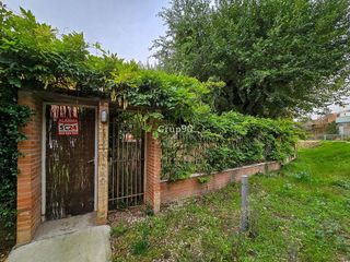 Terreno en venta en Joc de la Bola - Camps d'Esports - Ciutat Jardí - Montcada en Lleida