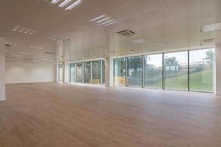 Oficina en alquiler en La Clota - Zona industrial en Cerdanyola del Vallès