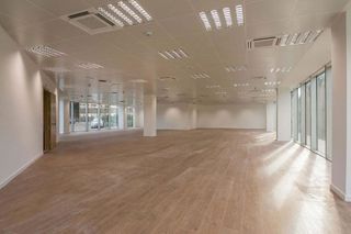 Oficina en alquiler en La Clota - Zona industrial en Cerdanyola del Vallès