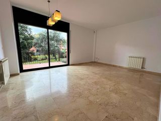 Piso en venta en Montjuïc en Girona
