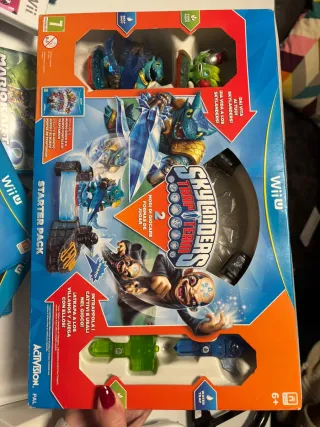 Nintendo Wii U + Juegos y Accesorios