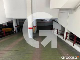 Garaje en venta en Centre en Cornellà de Llobregat