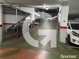 Garaje en venta en Centre en Cornellà de Llobregat
