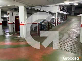 Garaje en venta en Centre en Cornellà de Llobregat