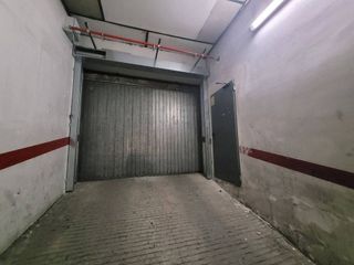 Garaje en venta en Estadi-Horta Vermella-Santa Anna en Vic