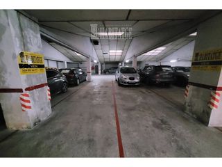 Garaje en venta en Estadi-Horta Vermella-Santa Anna en Vic