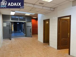 Local comercial en alquiler en Monte Alto - Zalaeta - Atocha en Coruña (A)