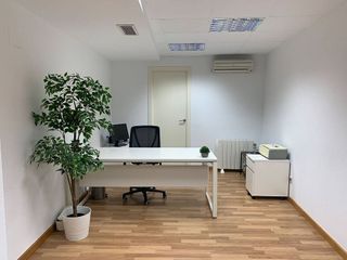 Oficina en alquiler en Centro en Elche