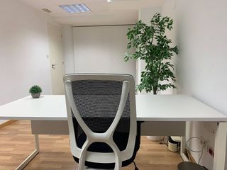 Oficina en alquiler en Centro en Elche