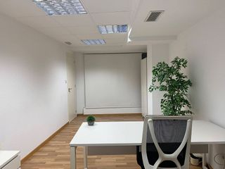 Oficina en alquiler en Centro en Elche