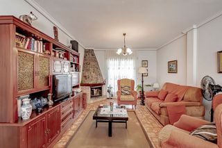 Casa adosada en venta en Yuncos