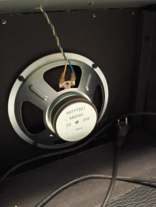 Guitarra Eléctrica LTD + Funda + amplificador