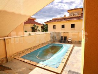 Chalet en venta en Puerto de Mazarrón en Mazarrón